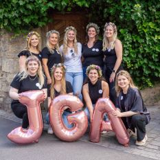 Junggesellenabschied Mainz im Weingut mit Freundinnen